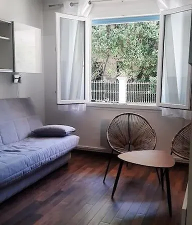Joli Studio A Juan Les Pins Proche Des Plages 아파트 *